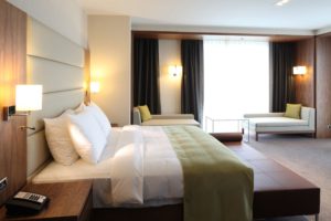 Un traitement de la punaise de lit orienté vers les professionnels de l'hôtelerie