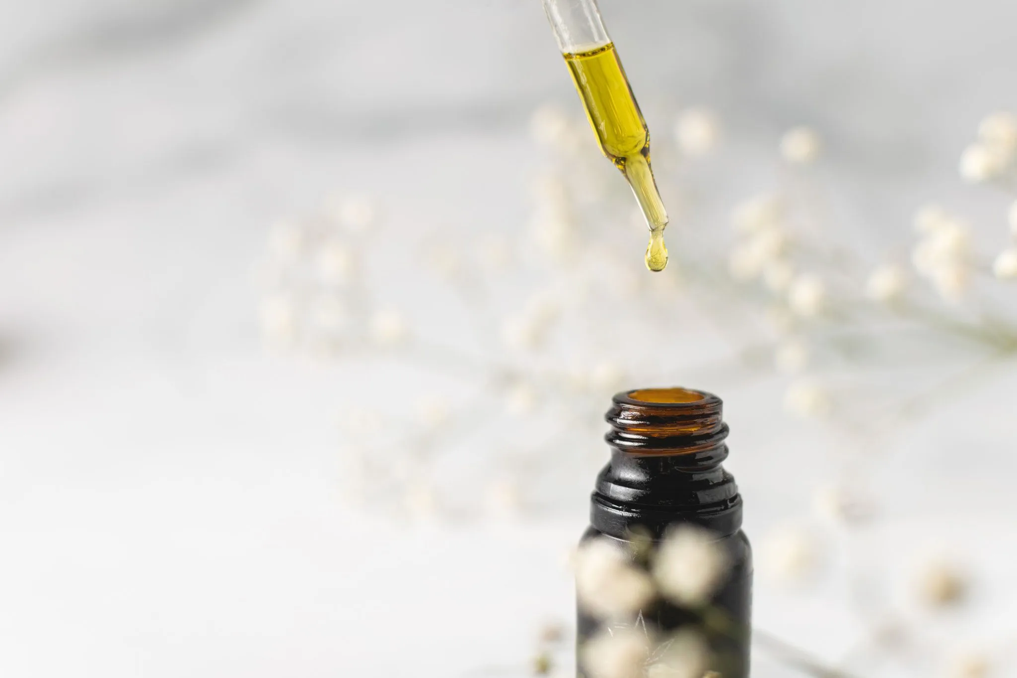 huiles essentielles contre les punaises de lit