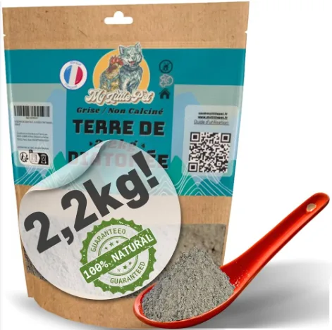 Capture decran 2024 11 14 150421 Emballage de terre de diatomée avec une cuillère rouge, affichant un poids de 2,2 kg.