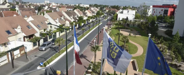square lucette meignant